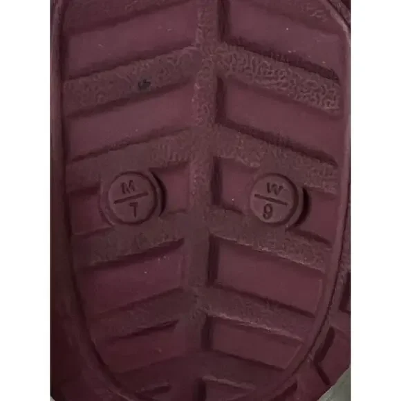 Maroon Crocs with soft interior size men 7 women 9 - Picture 10 of 11
